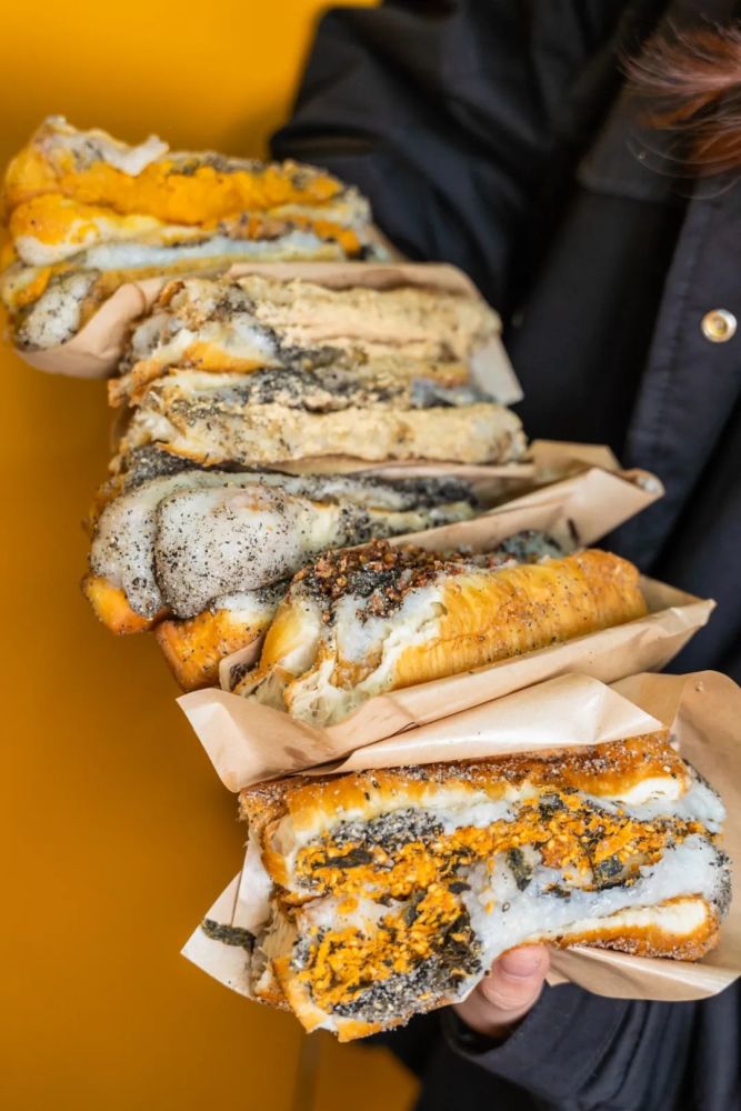 糯唧唧星人超爱的【油条包麻糍】来啦!就在常州武进万达金街!