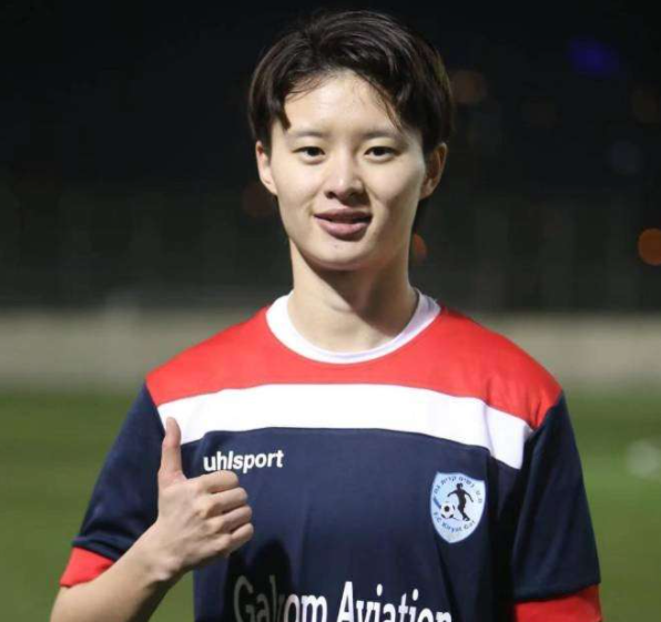 我们期待她未来能够顺利成长,成为范运杰一样的世界级后卫.