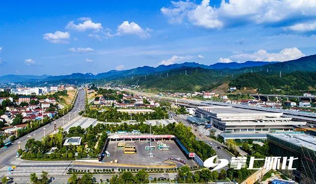 风起雪峰之麓怀化西编组站重磅上线致敬一座城市的铁路记忆