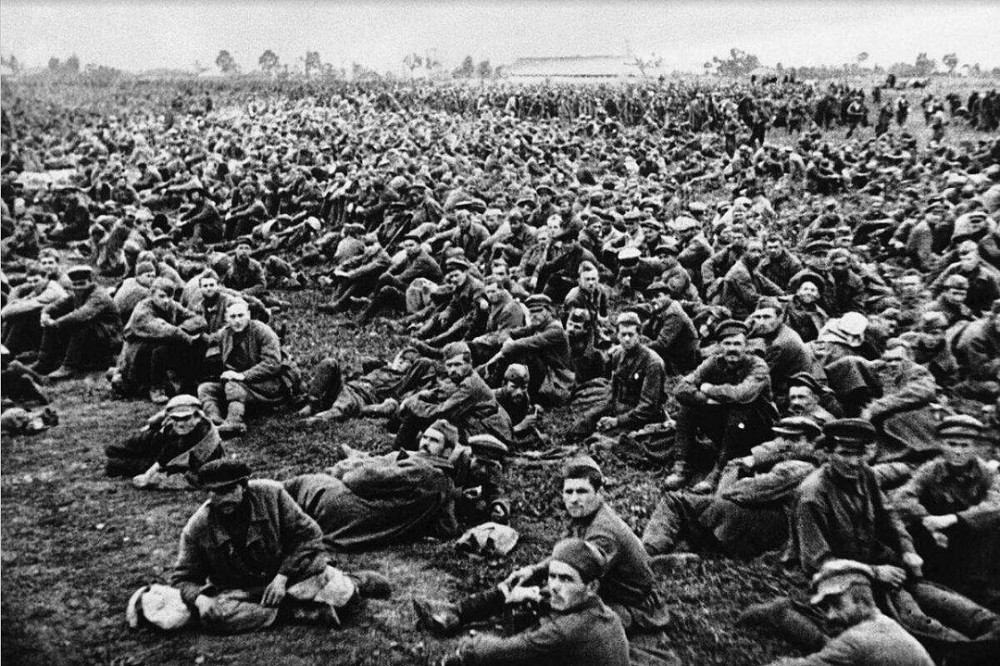 了很多场异常血腥的战斗,其中就包括我们今天要说的斯大林格勒战役