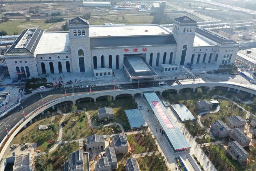 南铁开启假日模式