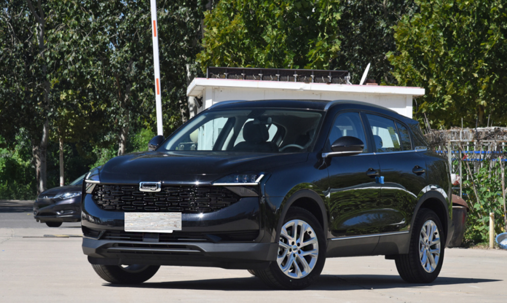 观致7这款车型上市于今年的9月17日,新车总共推出6款配置车型,它的