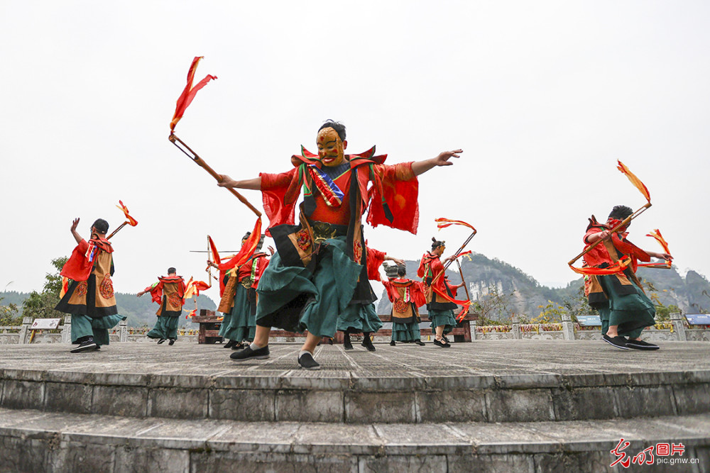 贵州务川:冬游仡佬之源 乐享民族文化盛宴