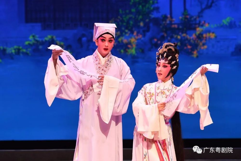 由优秀青年演员康健,张昊然,马友民,谭清怡主演的古装粤剧《红丝错》