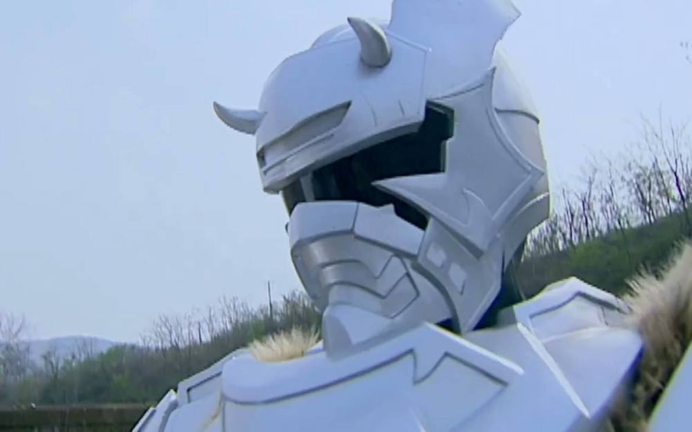 top2:雪獒侠兵器:震雷斧,震雷棍必杀帖:震雷斧之震雷削帖 破恶绝煞 削