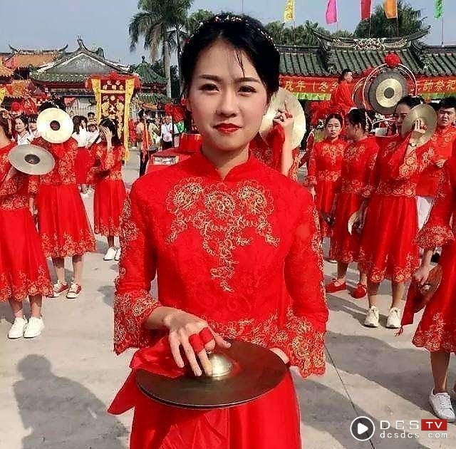 一个红了却不想当网红的潮汕美女翁佳娜个人资料大潮社资讯