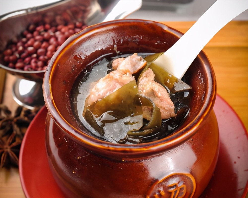 南昌旅游攻略美食(南昌旅游必去的地方)