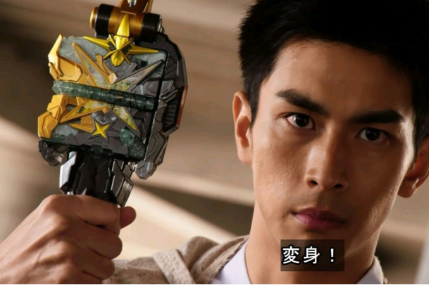 假面骑士圣刃最光剑实力公开移速比逢魔时王都要快数万倍难怪这么强