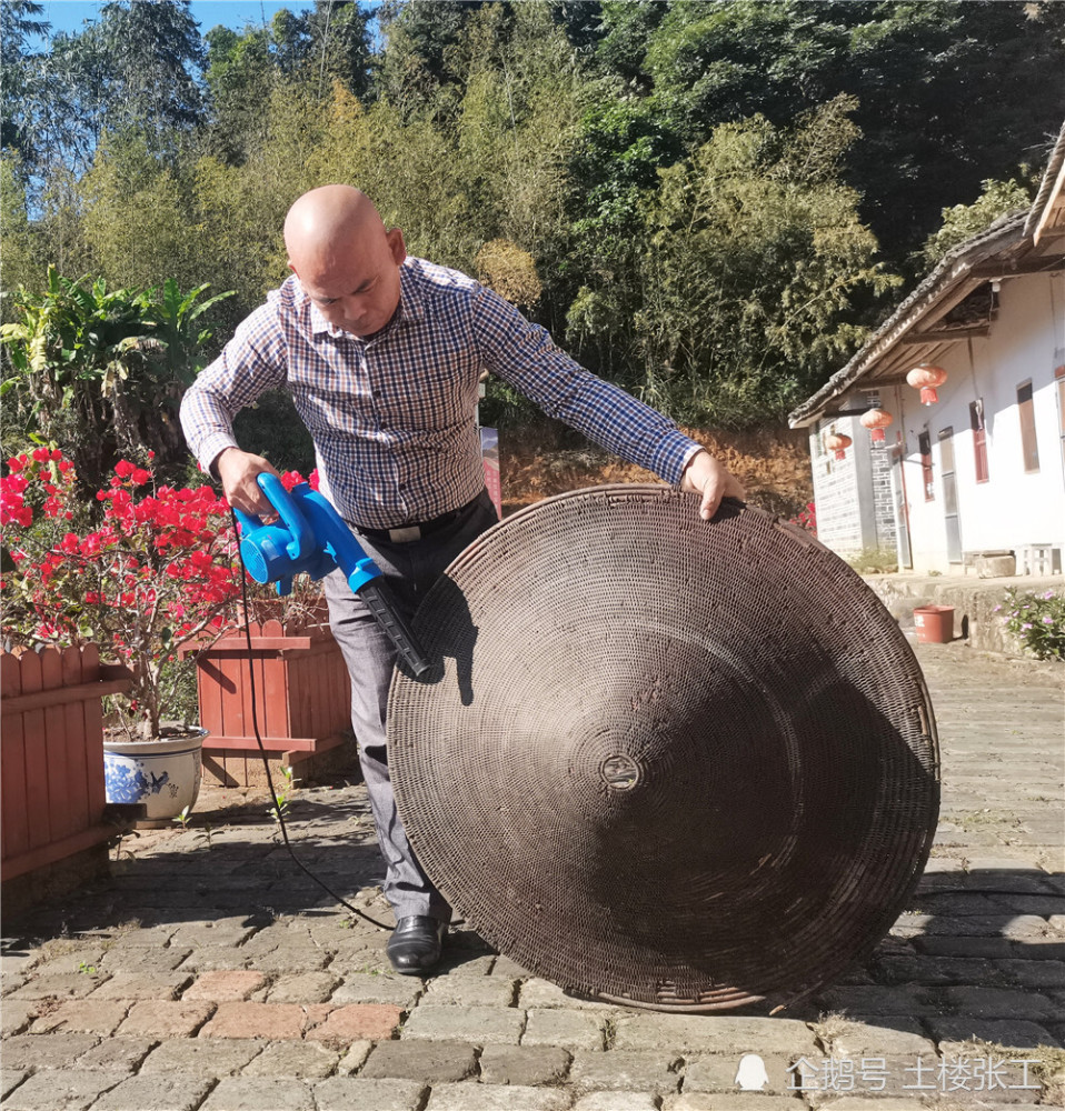 南靖县发现古代藤牌