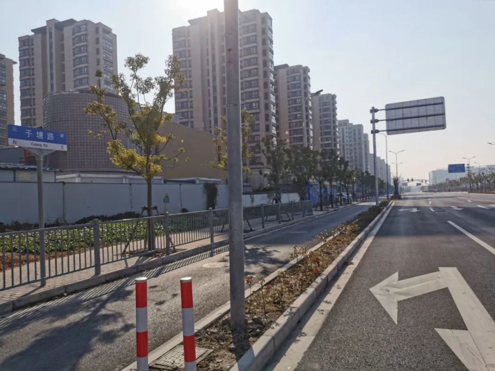 再绕路可直达轨交11号线昌吉东路站进一步改善安亭镇的交通条件通讯员