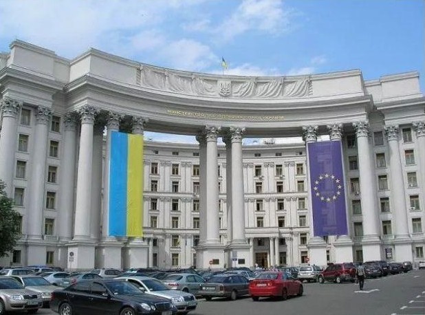 据"乌克兰112"电视台23日报道,美国副国务卿基思·克拉奇声称,乌克兰