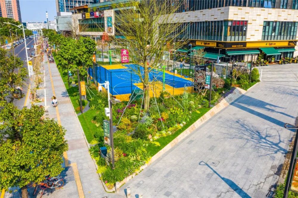 悦兴路交汇处,观天路与沿河路交汇处,民塘路与玉龙路交汇处等54个花园