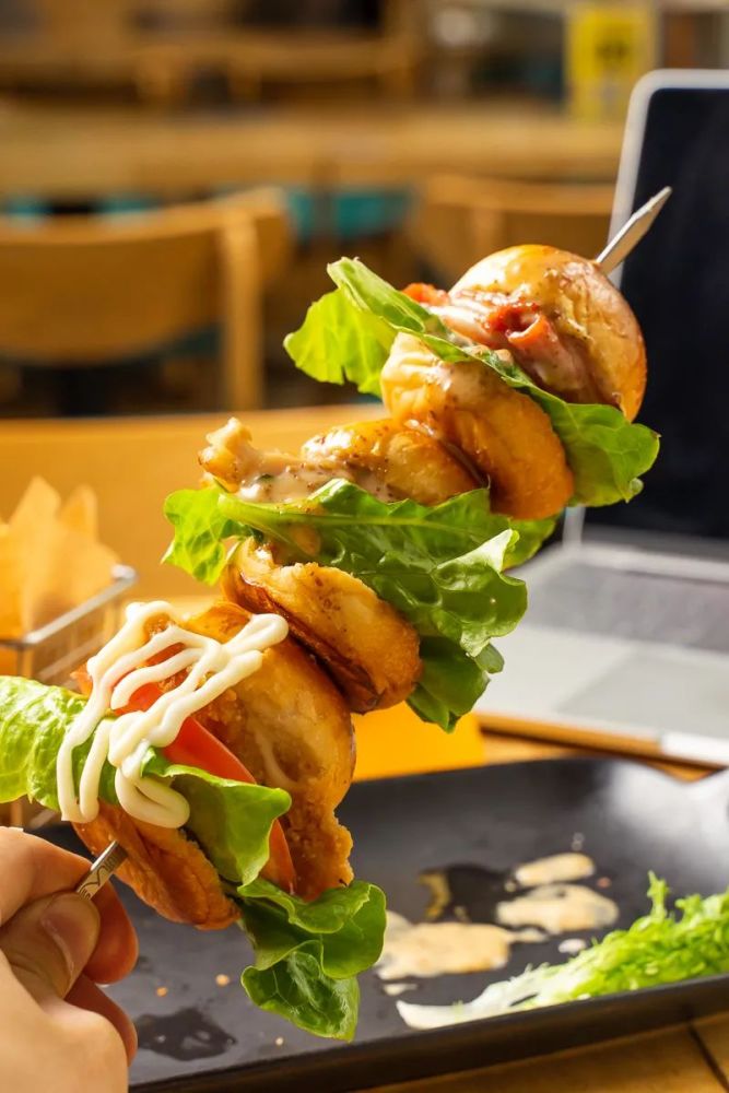 禅城岭南天地199秒下午茶套餐佛山网红书屋主题店打卡一口飚汁汉堡串