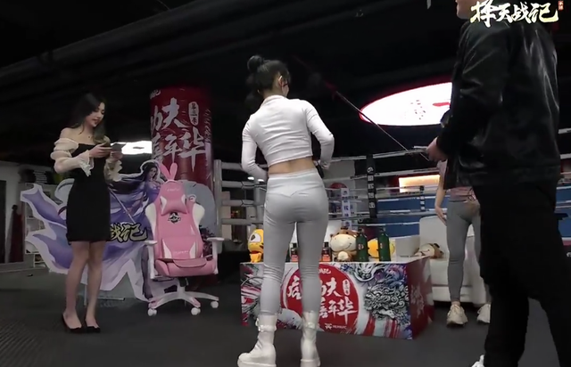 究竟古阿扎和小野马在擂台中的实力如何,谁又能斩获