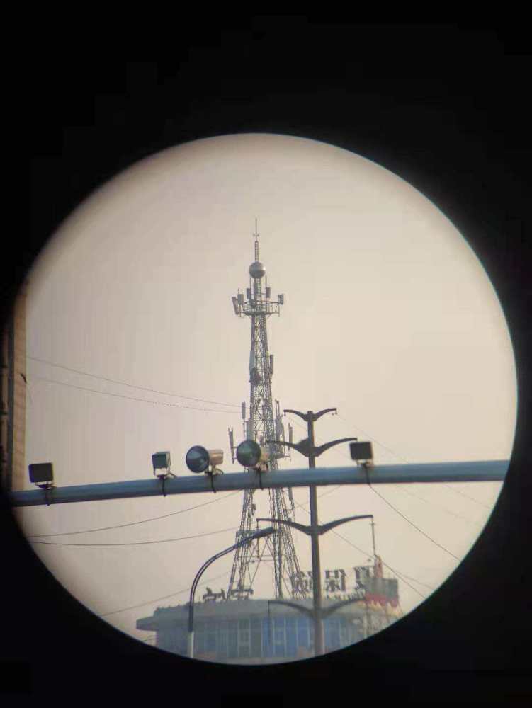 10倍变焦百元售价星特朗几何单筒望远镜上手体验