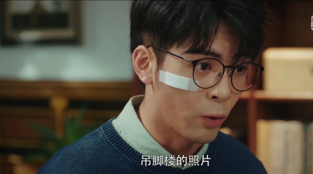 《终极笔记》吴二白"镇住"裘德考,火烧小哥吊脚楼跟"它"有关_腾讯新闻