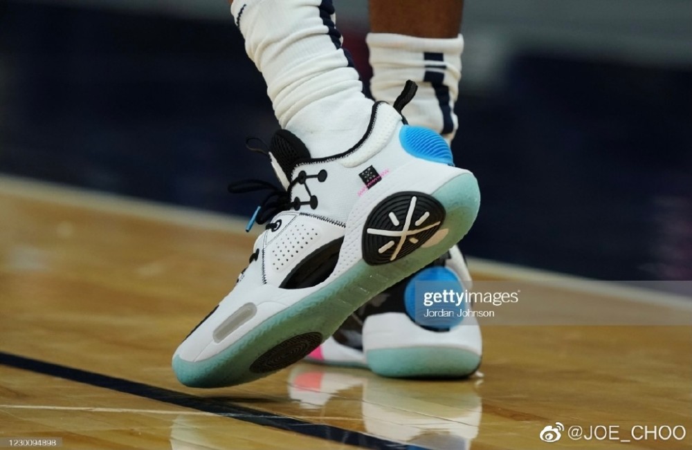 nba球员上脚李宁高光时刻!拉塞尔全城9中国风 cj闪击7超神