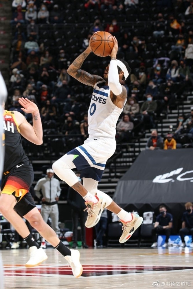 nba球员上脚李宁高光时刻!拉塞尔全城9中国风 cj闪击7超神