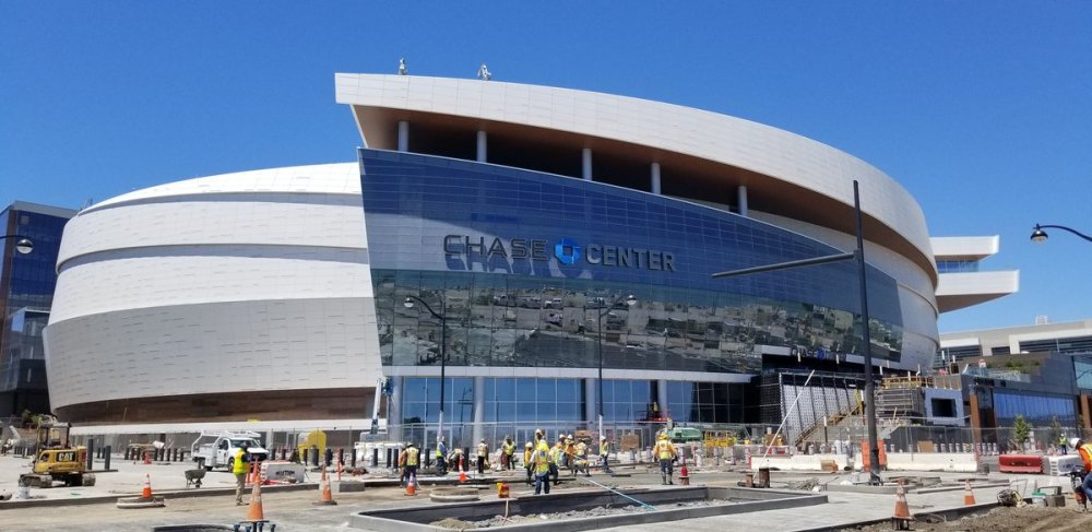 勇士大结局?又一主力宣布赛季报销,库里压力来了,新球馆真晦气