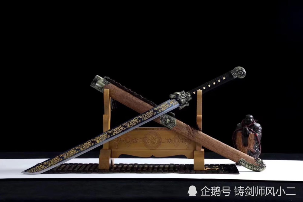 武者战乾坤虎头战刀