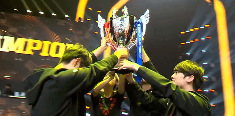 tes获得德玛西亚杯冠军,剑指春季赛冠军