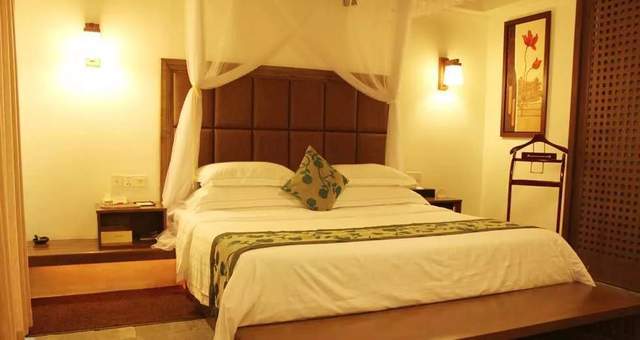 巴厘式套房餐饮美食金满堂中餐厅鸣泉西餐厅这里拥有巴厘岛的浪漫风格