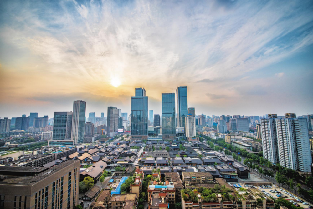 聚商气汇人气 以东大街为轴串联起"十四五"锦江发展新蓝图