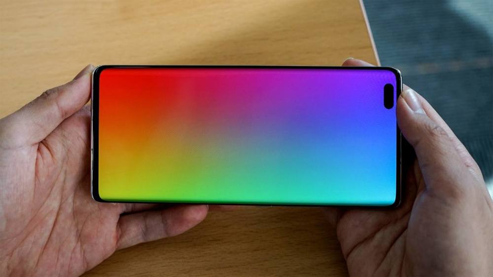 120hz高刷10亿色彩华为nova8pro屏幕真的强