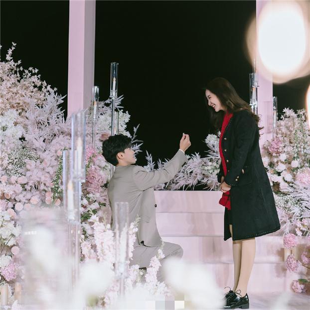 唐梓求婚大魔王呸登顶热搜网友比明星热度还离谱