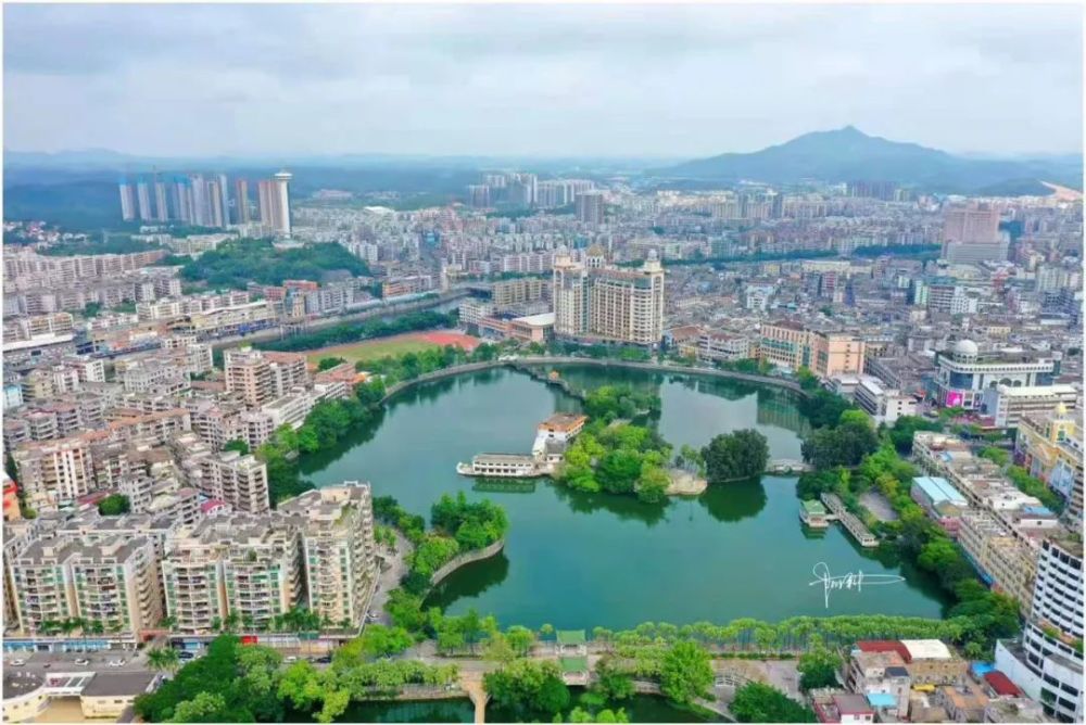 台山获评"2020年度中国营商环境百佳示范县市"_腾讯新闻