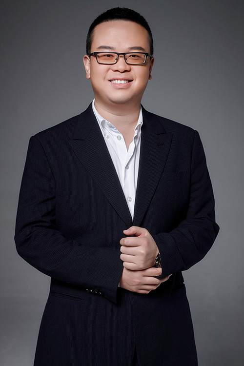 并且示意可以另谋职业,许垚曾是公司重点项目三体宇宙的ceo,公司曾买