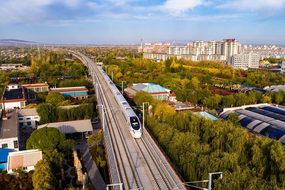 庆阳一乡镇"走运了",被805亿高铁"砸中",未来发展不可估量_腾讯新闻