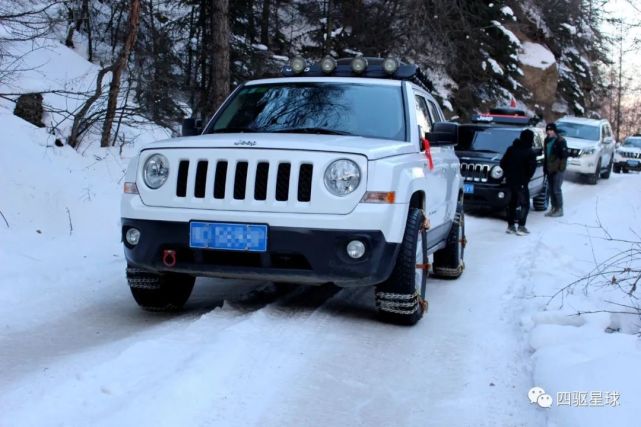 挂着防滑链在芦芽山越野是什么样的体验