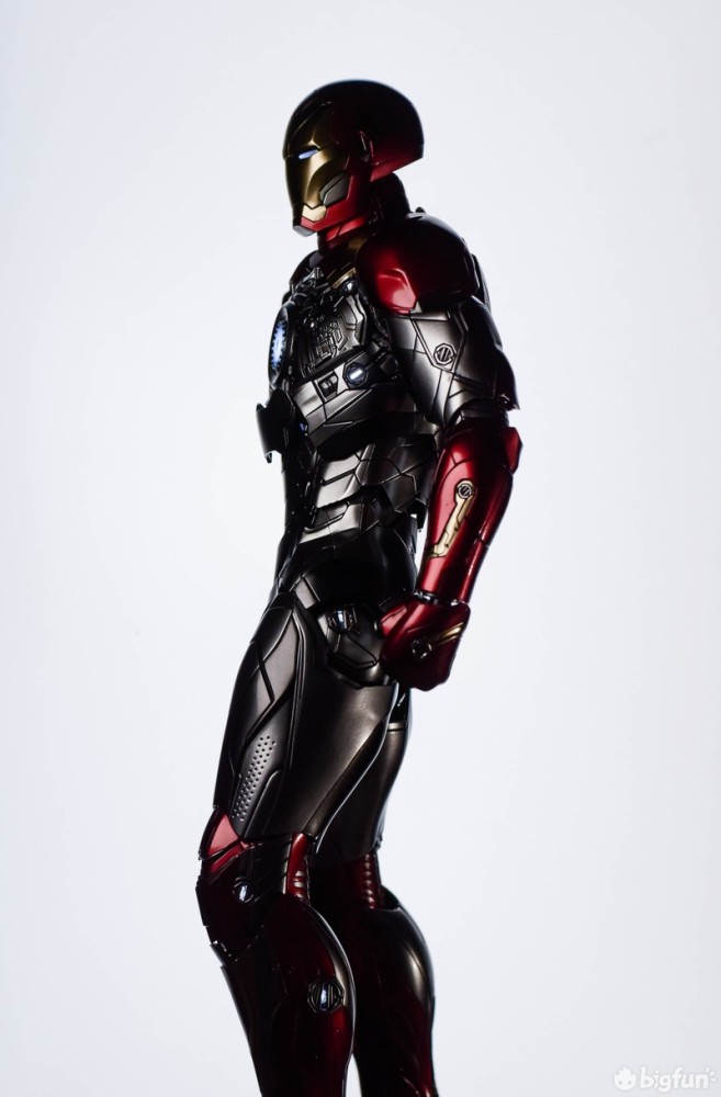 模型摄影后知后觉的海景房hottoys钢铁侠mk47