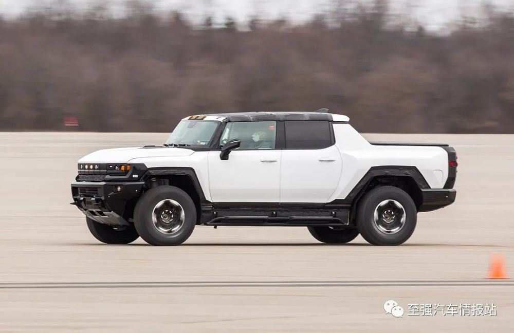 1,000馬力悍馬電動皮卡原型冬季測試(gmc hummer ev)