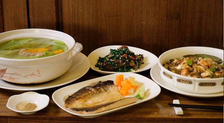 1家5口的晚餐 3菜1汤 40块钱搞定 丰盛又营养 特划算 腾讯新闻