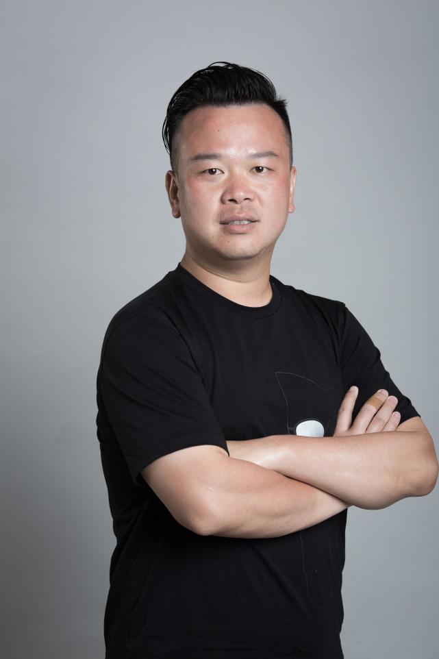 也是从这时开始,林奇才开始认真读书.