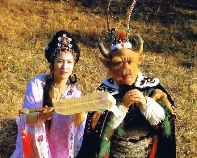 经常看到关于西游记的阴谋论,有一个和铁扇公主及太上老君有关.