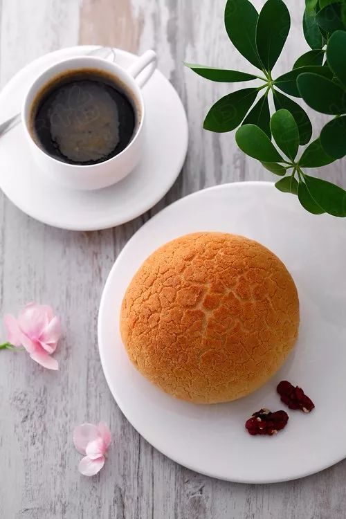 脆皮面包港式茶餐廳裡的必點小麵包