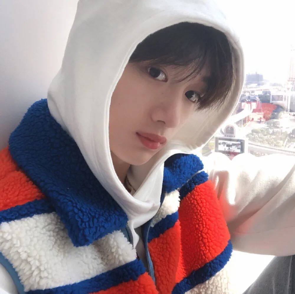 爱豆头像丁程鑫