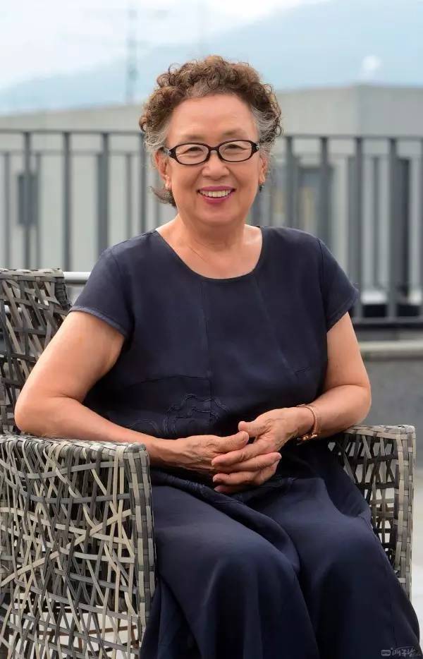 最催泪的韩国喜剧女王老戏骨罗文姬