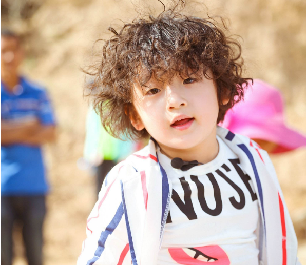 有种整容式长大叫邹明轩瘦身成功模样大变小正太诞生了