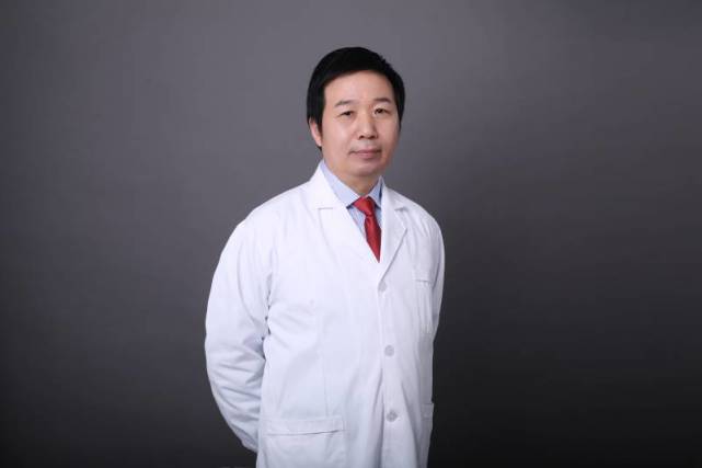 罗辉医生接过传承世人得以再见非遗罗氏正骨法