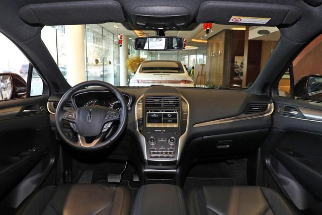 林肯mkc内饰设计偏老气搭载20t发动机销量成绩表现一般