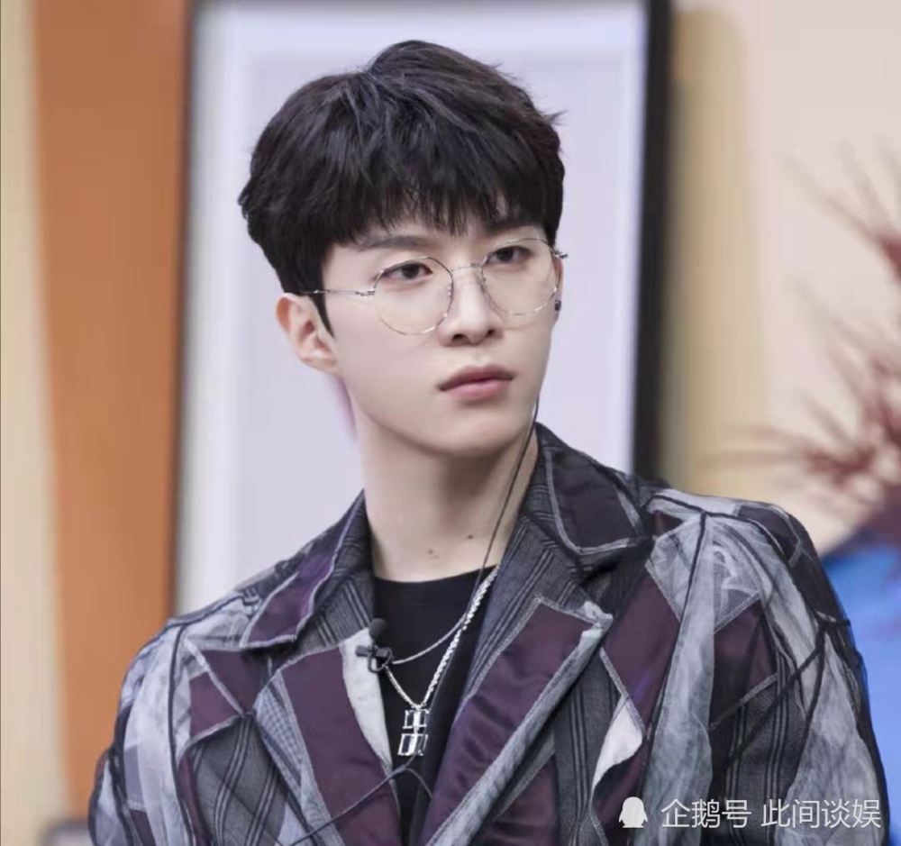 赵小棠真性情人设再翻车,当面叫范丞丞黑称,还有这点一般人忍不了