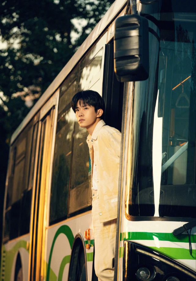 易烊千玺豪宅疑似曝光价值7000万