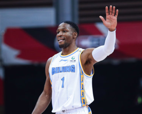 吉布森一剑封喉北京队险胜广州,解立彬妙手解决组织问题,人手差郭士强