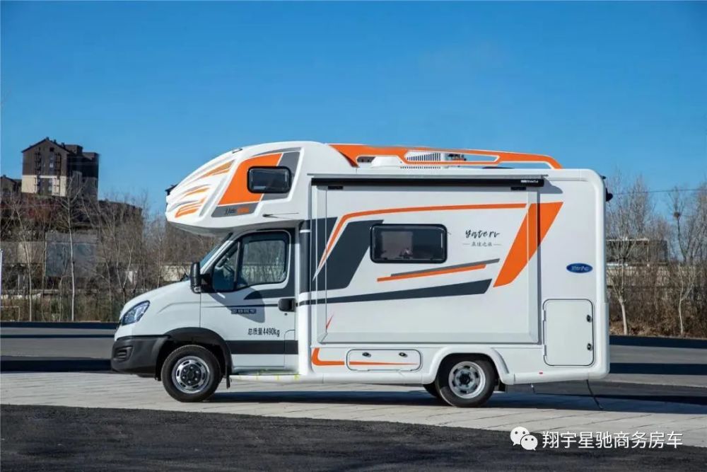 国六推荐依维柯双拓展大床大空间2021最新款高端房车