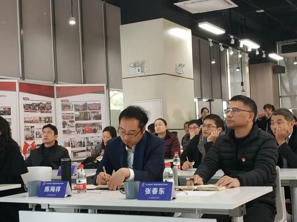园区律师协会会长陈海祥,园区律师协会副会长刘建明,任洁,蒋俊荣出席