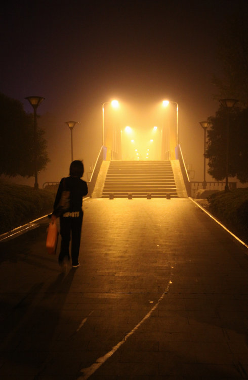 在哪国走夜路安全?中国这次排名意料之中,美国名次有点不好看